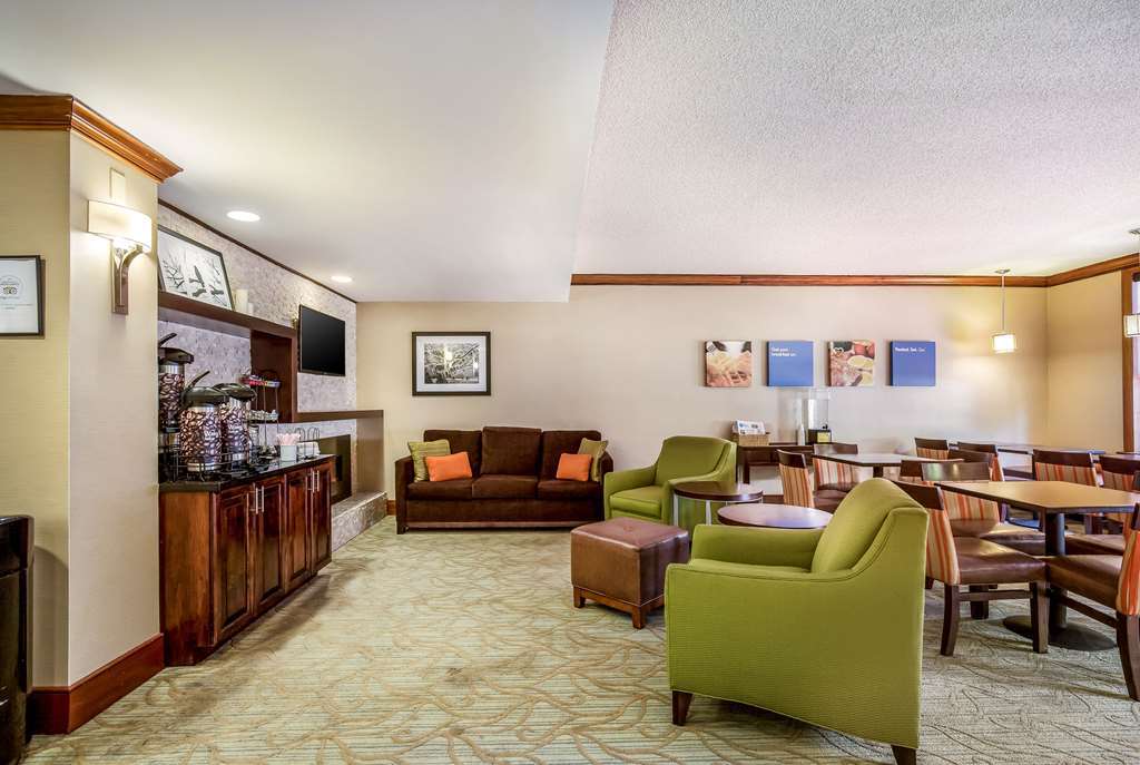 Comfort Inn Newport News - Hampton I-64 Interior photo